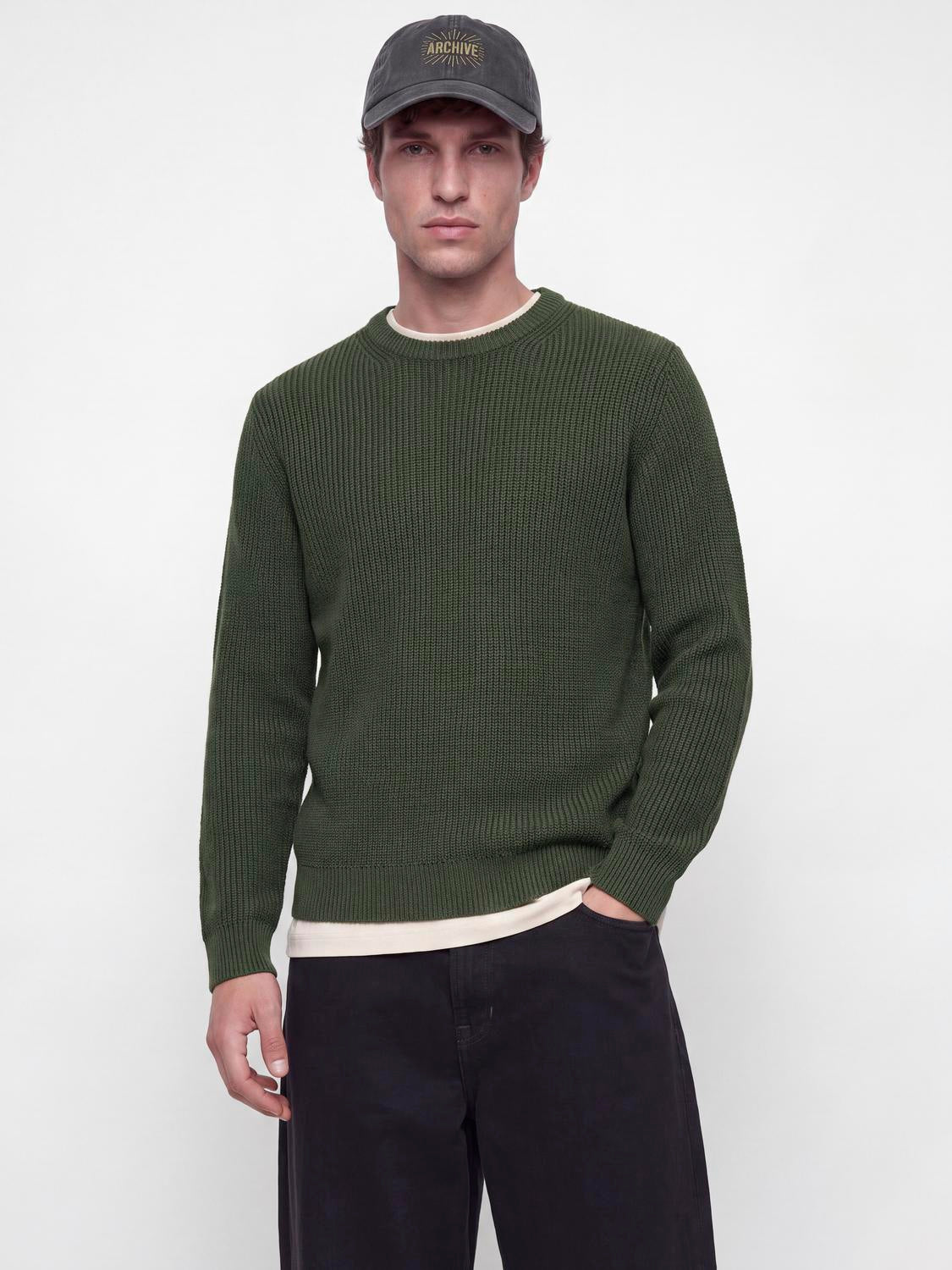 model_shot-front